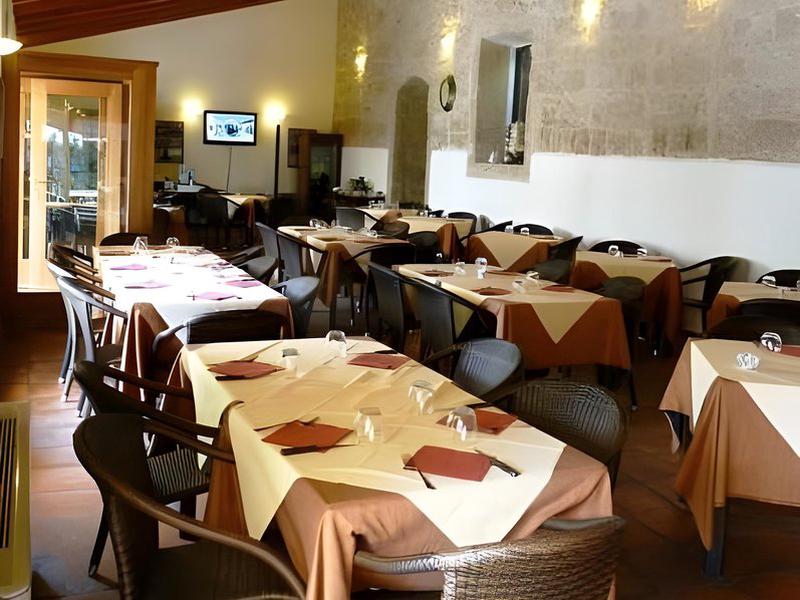 126EC4B20E310E8317AD98C0D1AA92B9