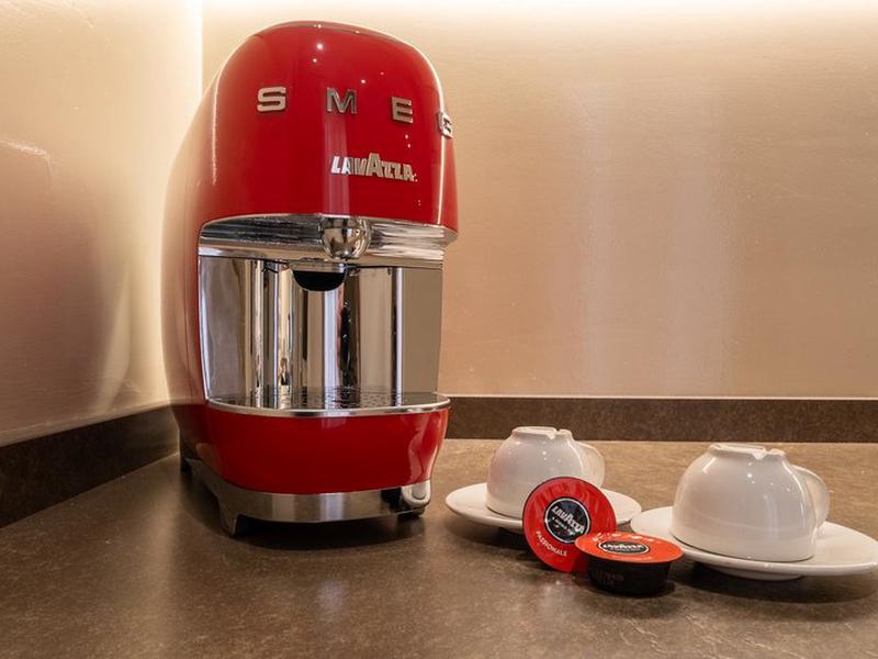 F1AF3564362F5F97810772C8BA446E78