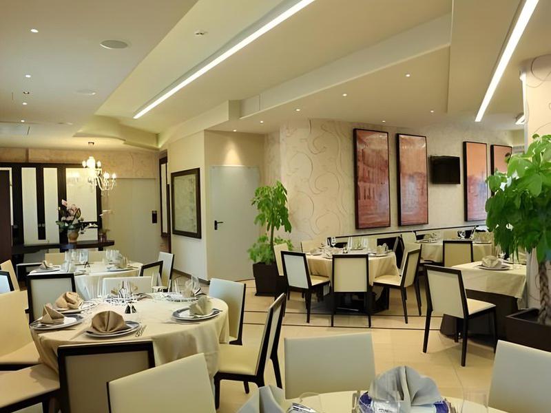 566DF92AACC6C0840369777F01036691