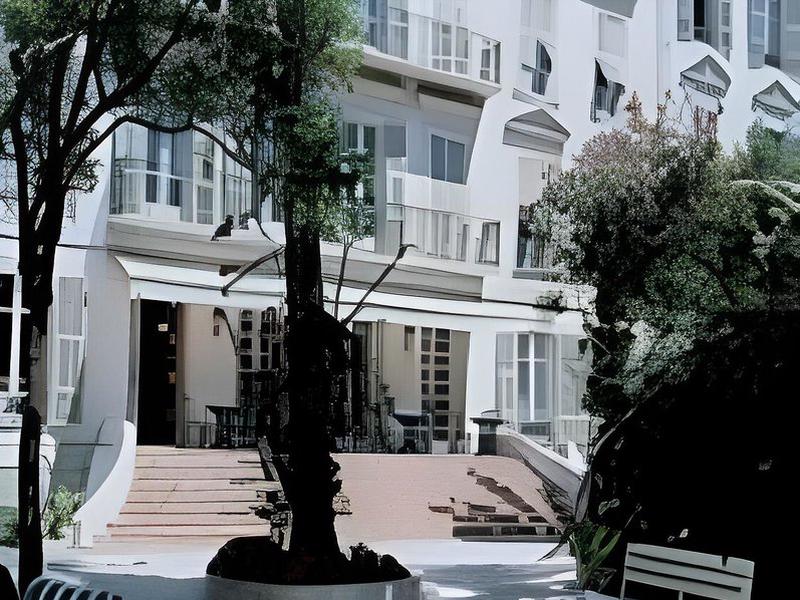 6806BDE8F1B4AE22CDAEEC6957EF6DED