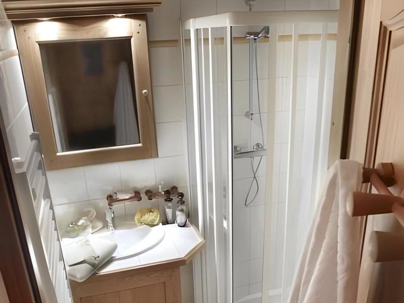 2F1D2EF7A4093F7E688EDEA2C32DAA14