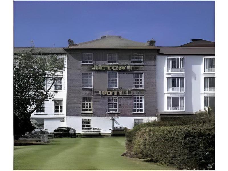 5B15D2E5627F93C2F6075B3DCCA44271