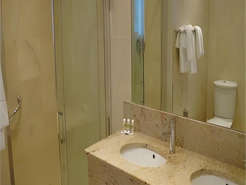 2A28AEB3FB04C8C3BADE4A2720EC742D