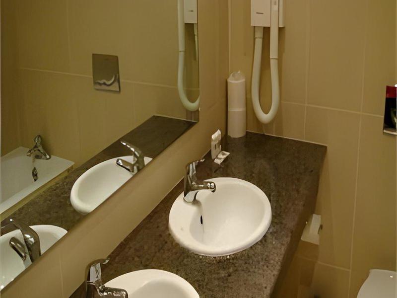 9A7120E9ED062A2D27B48ECFA6B20C39