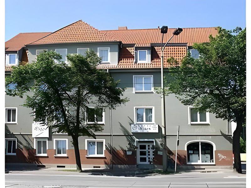 06C2EBD69BAAF4A58A71A326A52A2DD3