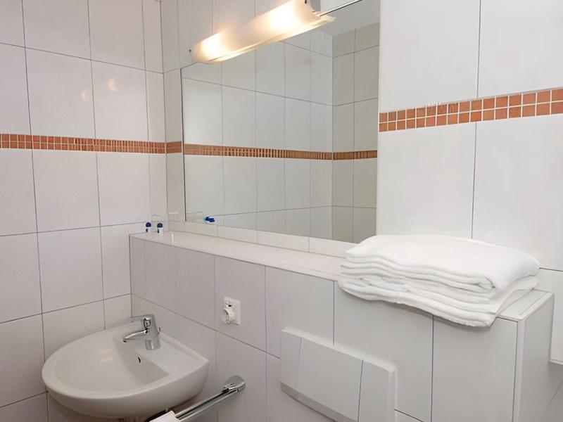 D4AD4E5D6A9EA5A75C5E9B397778CBA7