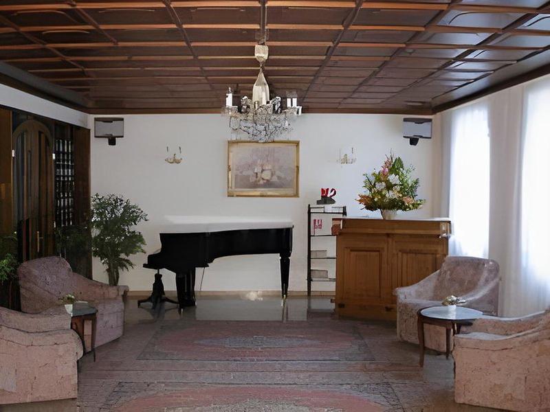 4C242E93C9BC3F6885DB3EF2EE1AB4BB