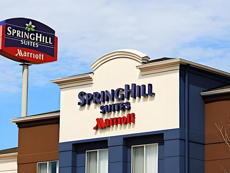 18CAC2A51D1B783426F64C423A61AACB