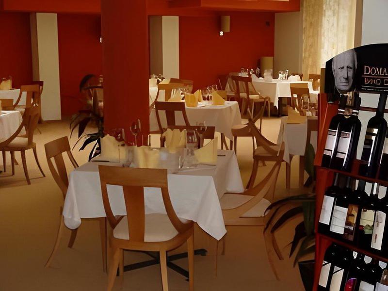 9F9A6FC6630B467356D8A8359C9A609B