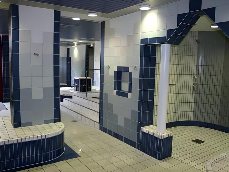 D36AD2FF122DC1934AAE2EE2E40008E3