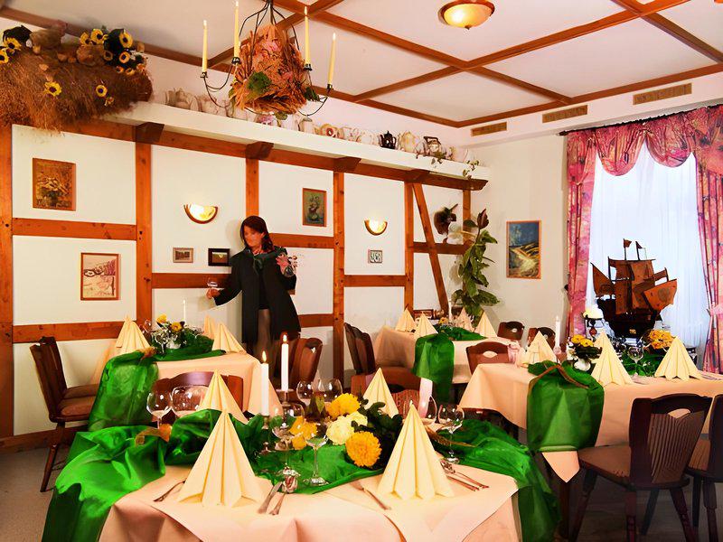 395AC5CACFB407A014C60C24A54F4389