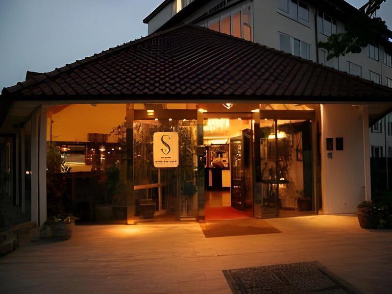 B6C86FA34A8B25B7B608920A04EFE326