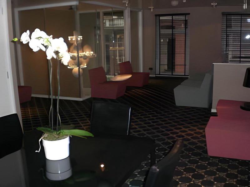 CEA8DD041A04779F882CD09F4E0878C3