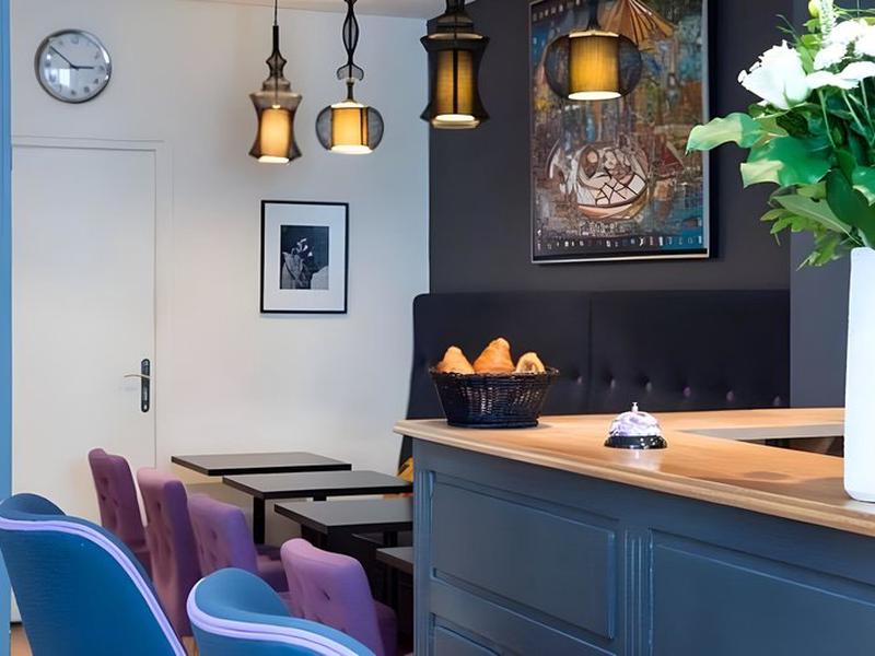 C5C8839E0C9699A64DE830E21879B3C2