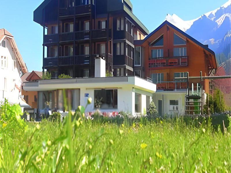 53766726CE77CBA7F7BA4BCED2508959