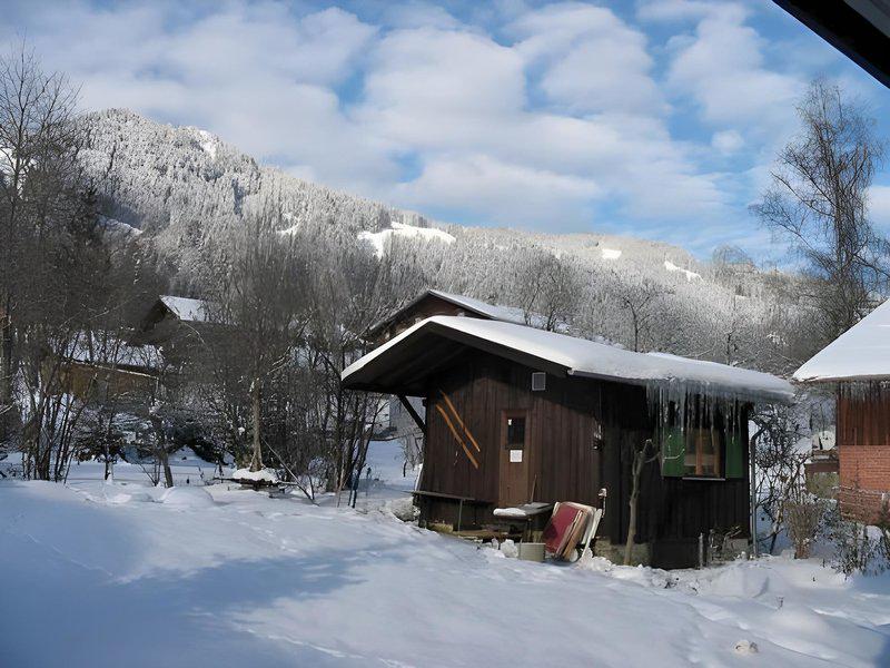 CB27F1C691EE1AA204E0F903B82E3BFF