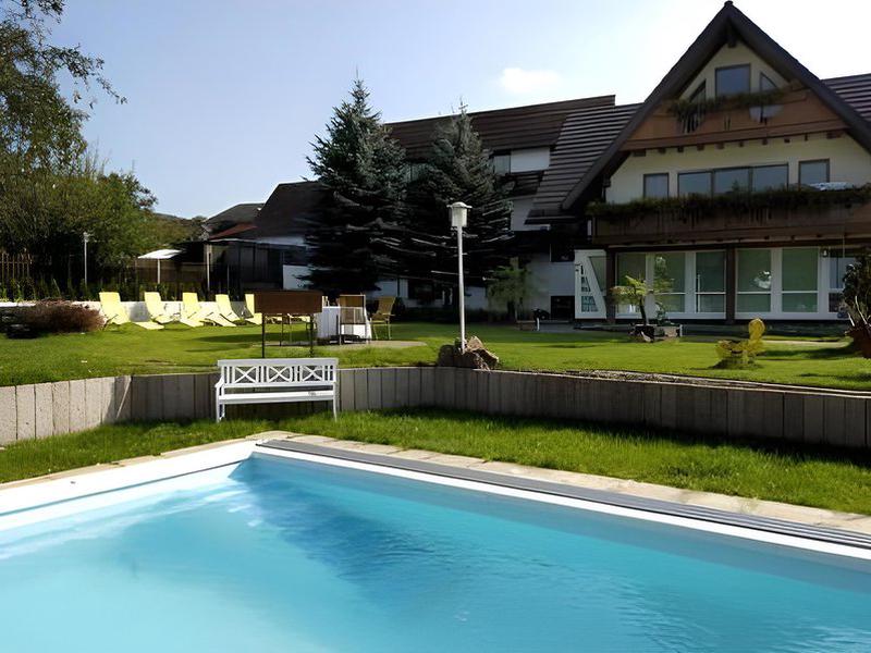 98F8DAC5CE6CAFA85304C48B3BFFBB6C