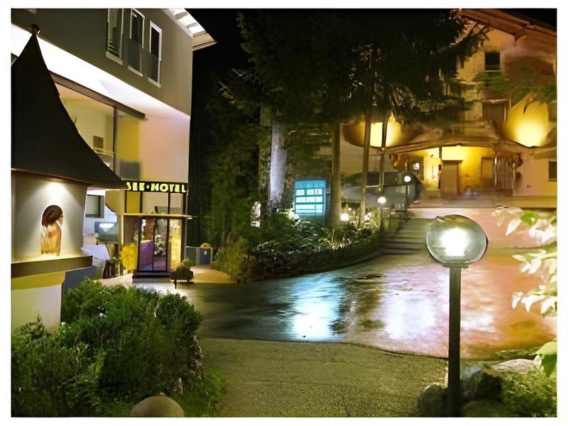 857FFCC68E3E8A84F90CE58837579F81