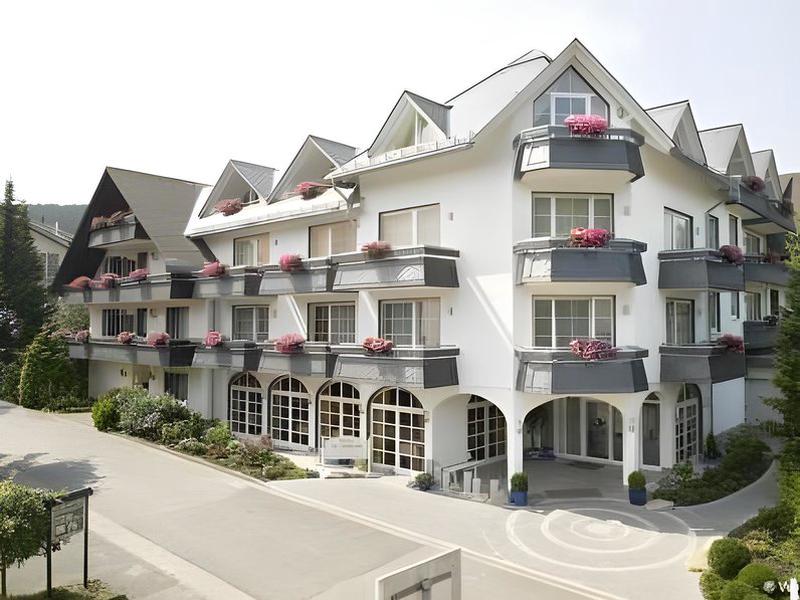 45AD7BB45C77699348AAAA04D62621D9