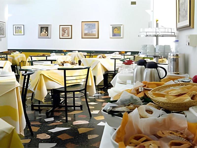 51791213C7588538C2916E2998A0E927