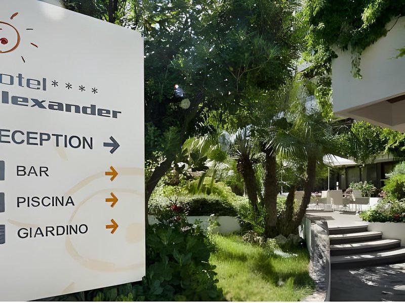 7E4DF25B0089D5F572E82A1E303A4CD7