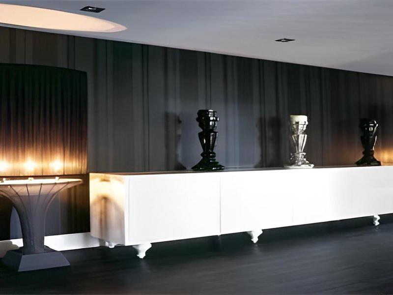 81E5FF9DB35EE600F6B1682FC1957004