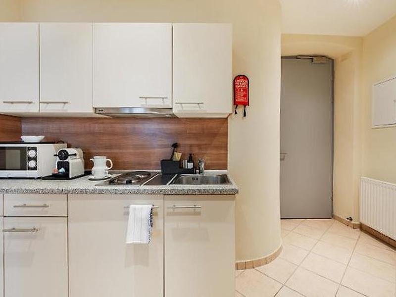 D045BDC96303FE386AC07A651122889D