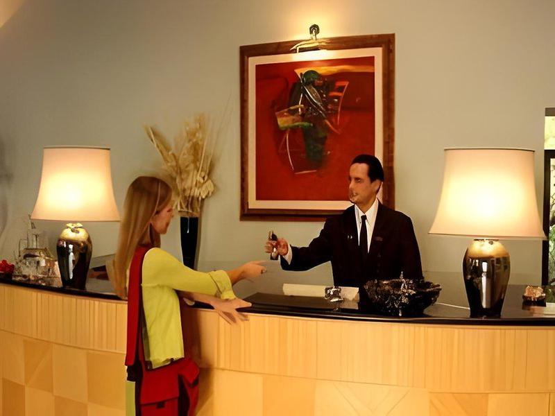 E936BFB8092B1869EF6F9B36B3E635EE