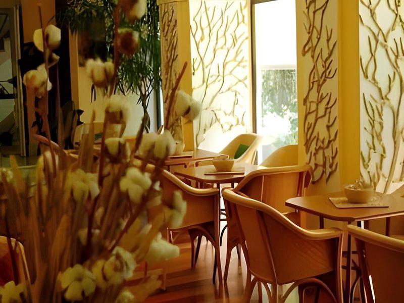 2757FFF5D90A5D66724B81CA65D7CB37