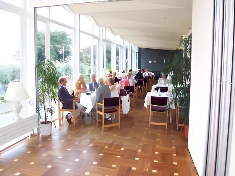 DEFC5FD7C3D65925D22453E8C543990B