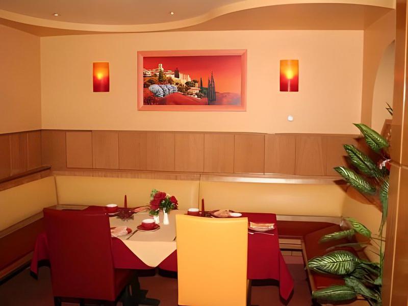 ED422F95637A2E252C8200155A1DDEAB