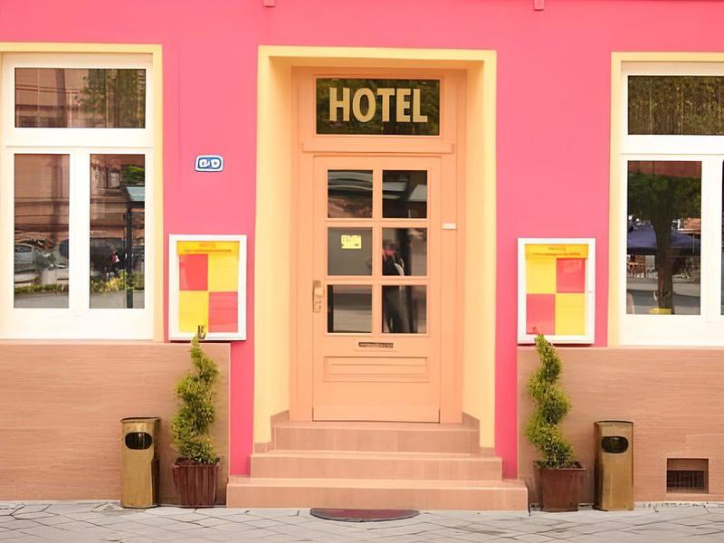 0D7E236F8D2A52563BAFF4DF9A335357