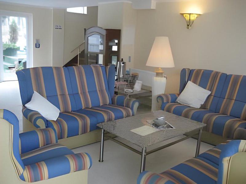 FBDC9ED303B6E4762D5287229A9E5930