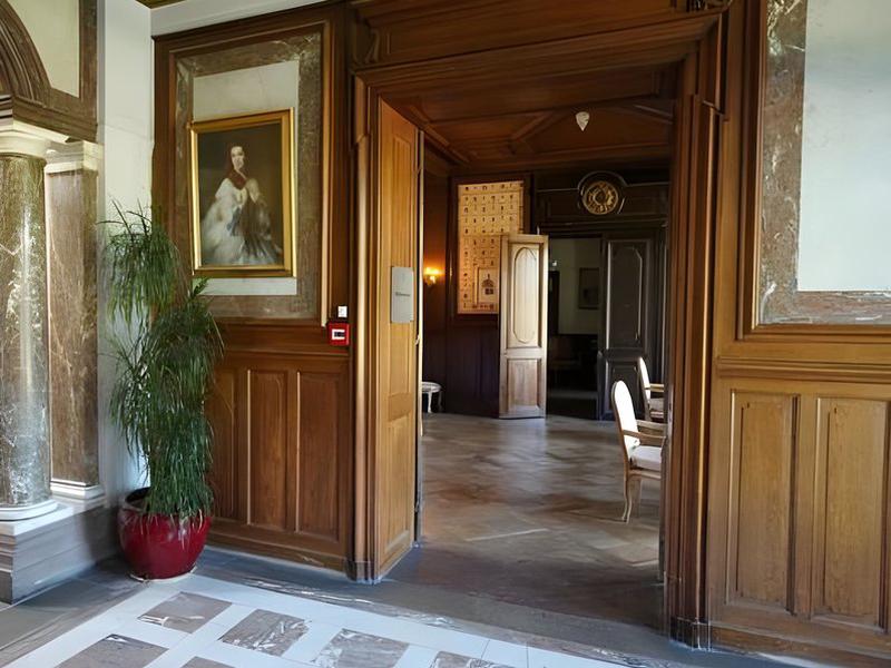 8CAE3A16E38C604118D8F37D1D1B8B2E