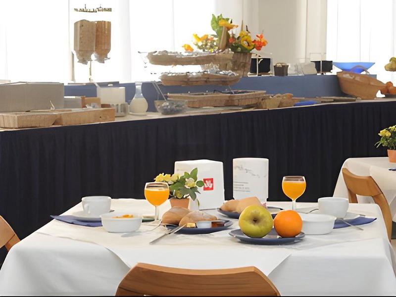 CA57E954A44C2ADFE997B95103980712