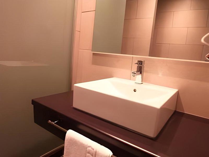 036FBEFF7A948BF5EB8105EE55858CFE