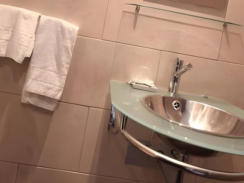 0AB4A5A285E511F0D038348D422D5B92