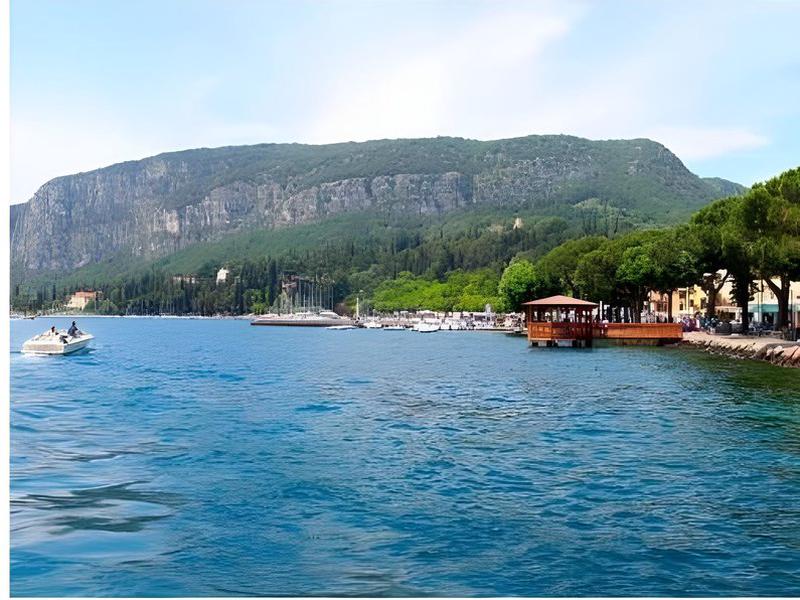 CCD8F2ACDD92860B9424FD245F45D600