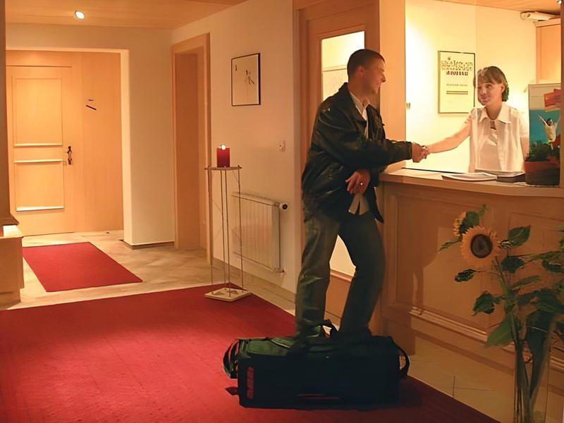 498BB06BAAF79C11C26E4D91679D2108