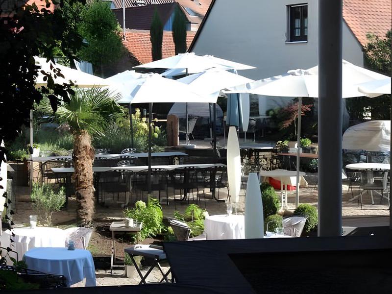 303F5AF7EB68C96EF4244D0222D666B5