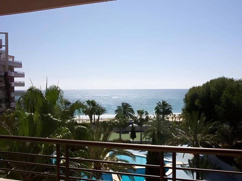 4F1ABAACBE2C663540A6580438F91BC1