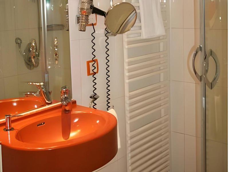 07C776842745DF88465EE4FF5D9641A5