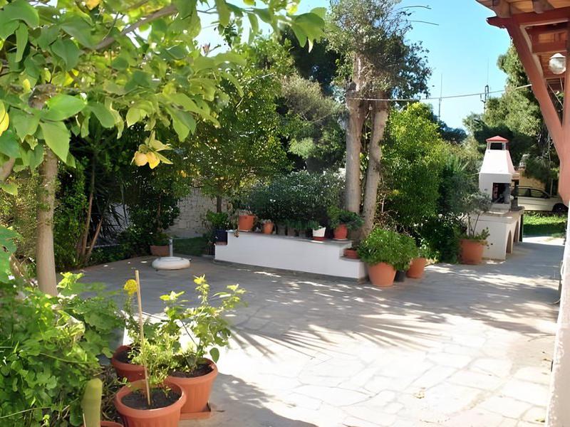 FF9022124C9CD4E3BA25509C0FAA381C