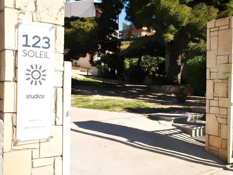 F7D45CC64F3F35545BB890BC73A63C52