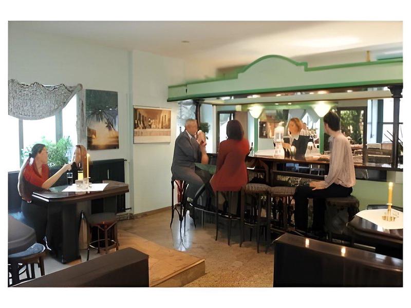 6FBC7A4176E9ECB9BD20D4869E3BD1D1