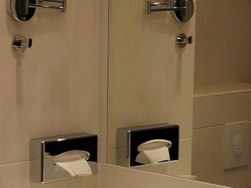 DB5162B61333C49D05E28582E443E86A