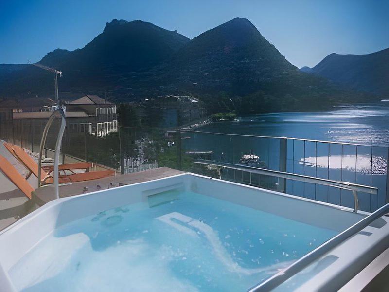 ACC6FC33B67B426A3BAFE62DE6C6DCC3