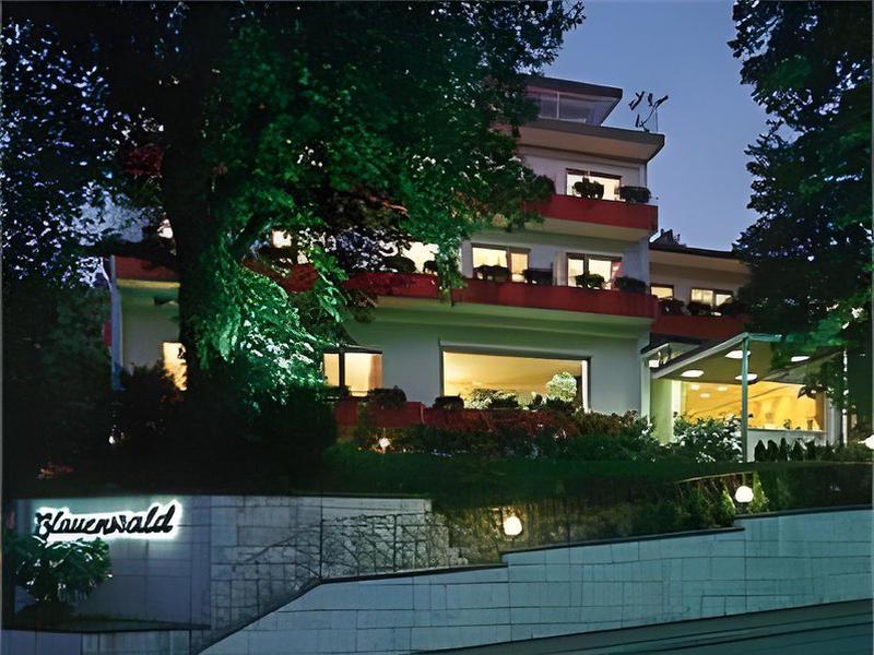 E5C238C915BD9FEB9BC86E8A44C8E5E8