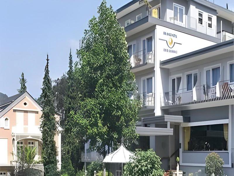 2002EAF2CA5B45E5D6C4D1AEDAF478B3