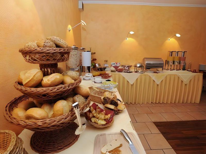 DC8BAEB1ECF5EC0310B0D6A0B6A10FF5